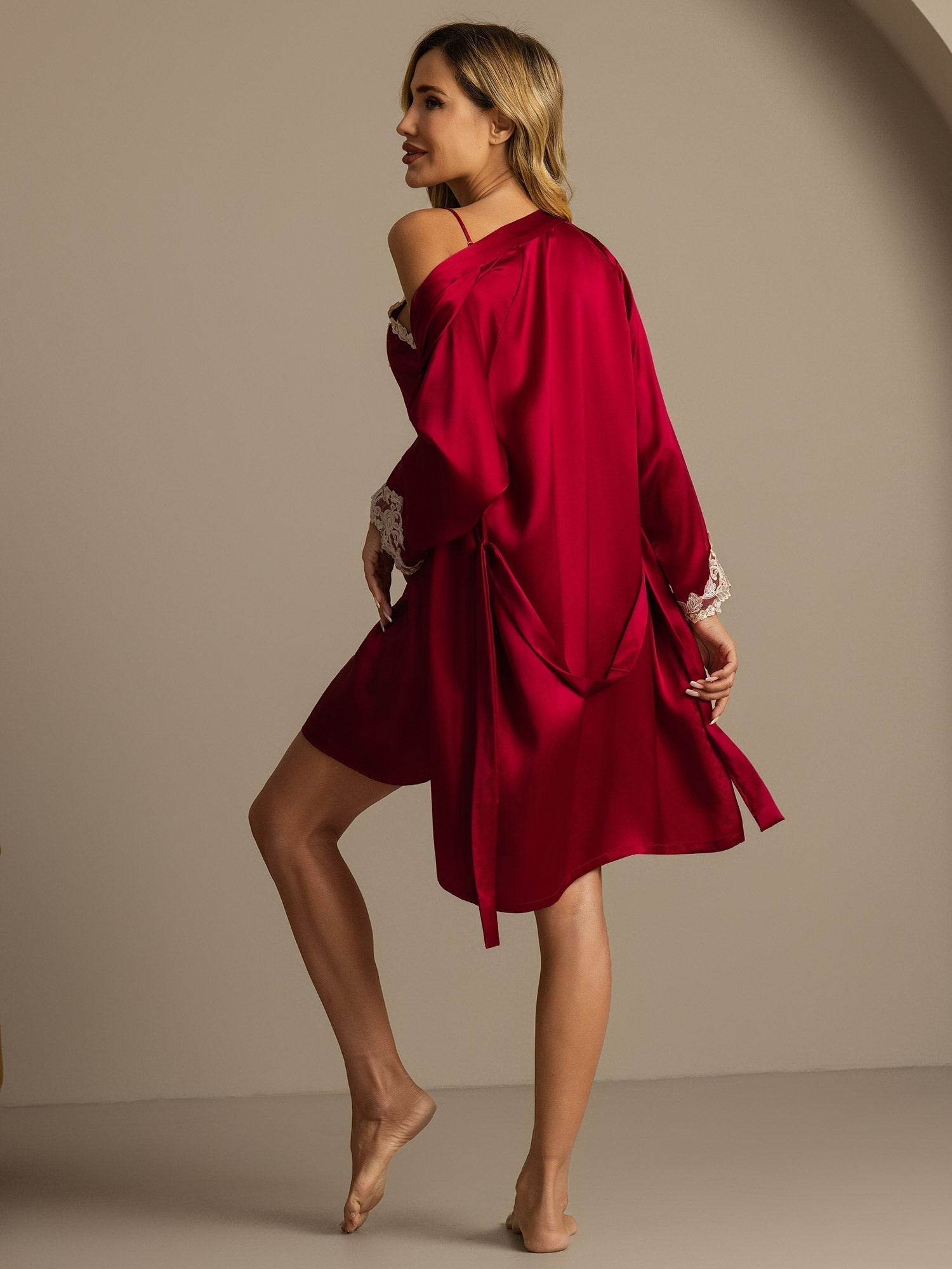 Elegante Conjunto De Camisón Y Bata De Pura Seda 2 Piezas