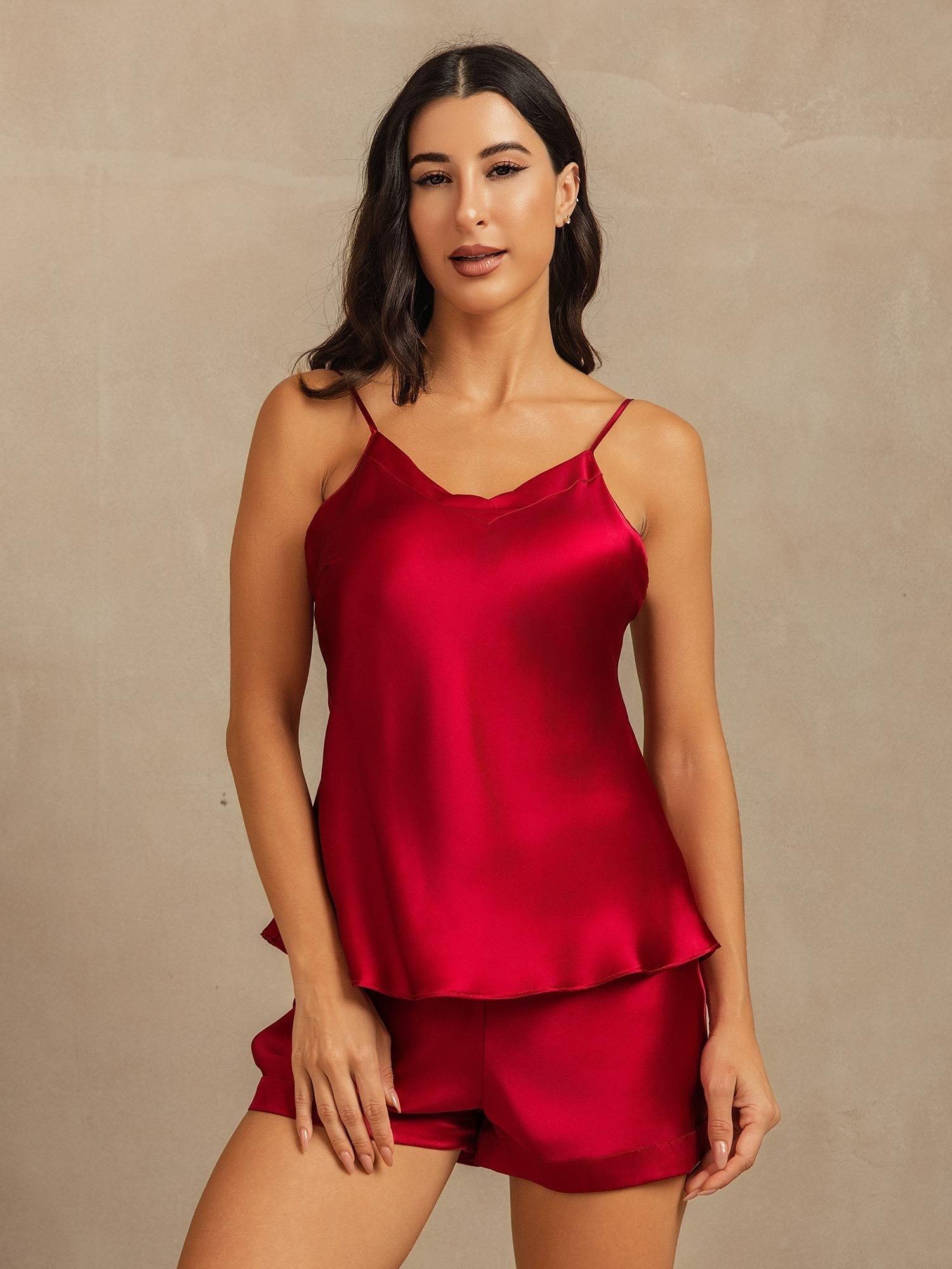 Conjunto Camisola Minimalista Escote En V Tirantes Finos De Seda Pura
