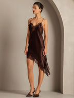 Pure Silk Vestido Corto con Escote en V y dobladillo Asimétrico con Diseño de Encaje