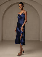 Vestido largo de seda pura con tirantes finos y abertura