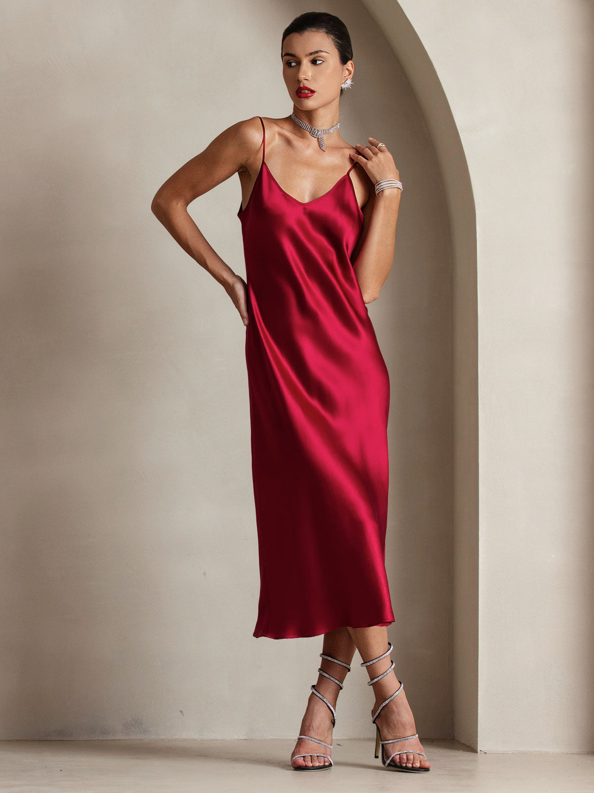 Vestido Largo de Seda Pura con Tirantes Finos