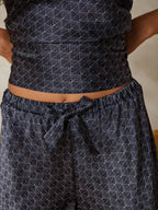 Seda Pura Estampado Ginkgo Azul Marino Conjunto Camisola Tirantes Finos Escote En V