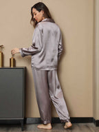 Pijama de Mujer de Seda Pura con Manga Larga y Cuello de Solapas