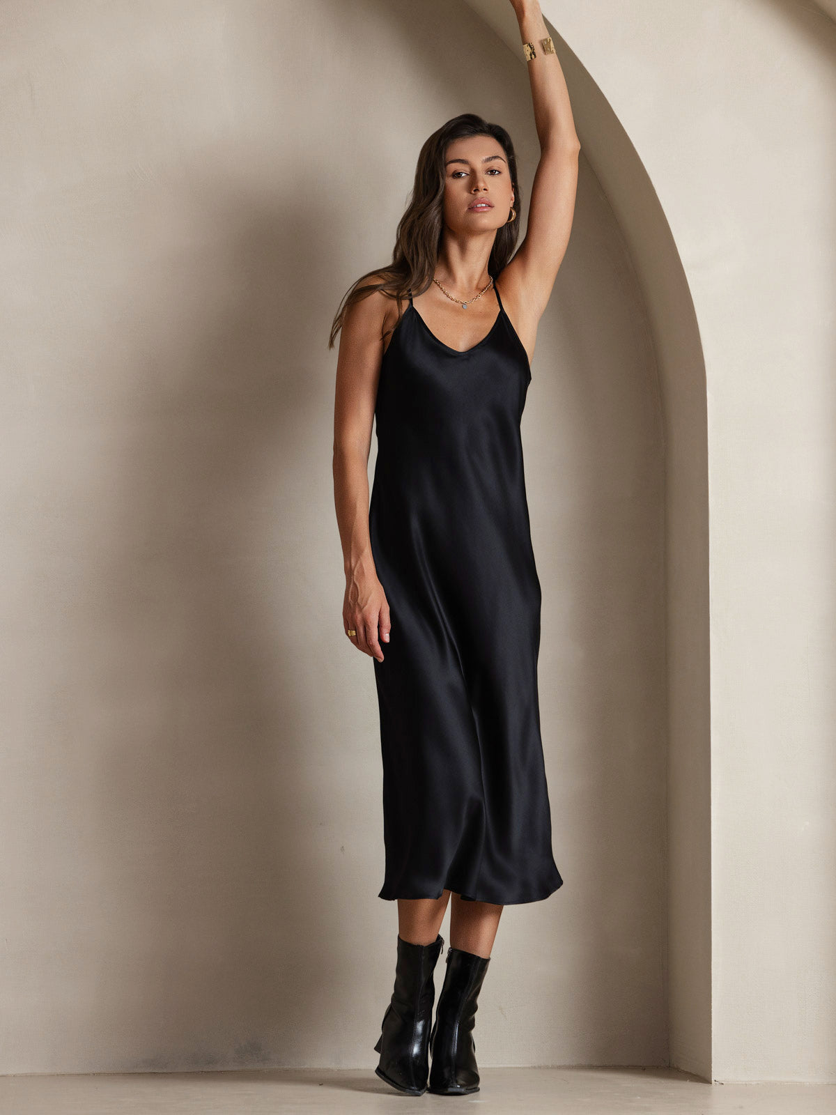 Vestido Largo de Seda Pura con Tirantes Finos