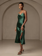 Vestido largo de seda pura con tirantes finos y abertura