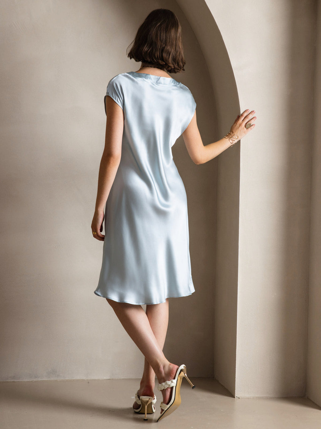 Pura Seda Elegante Cap Sleeve Vestido