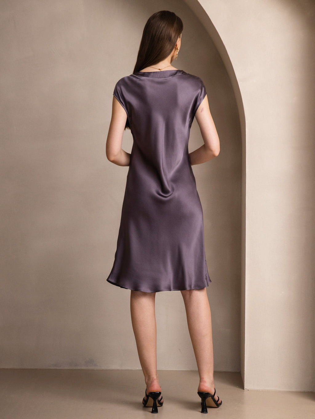 Pura Seda Elegante Cap Sleeve Vestido