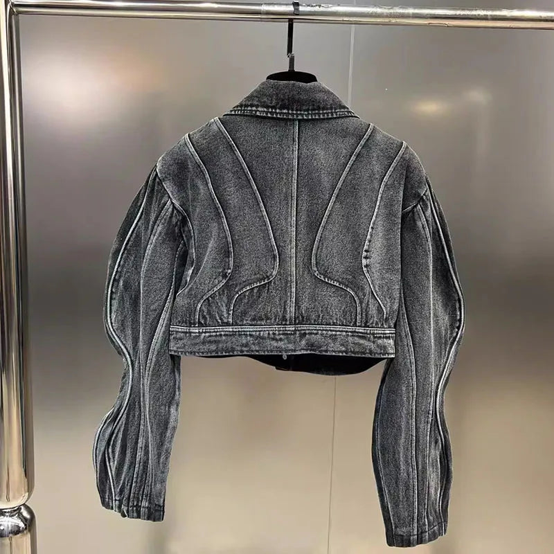 Chaqueta «Line» tridimensional