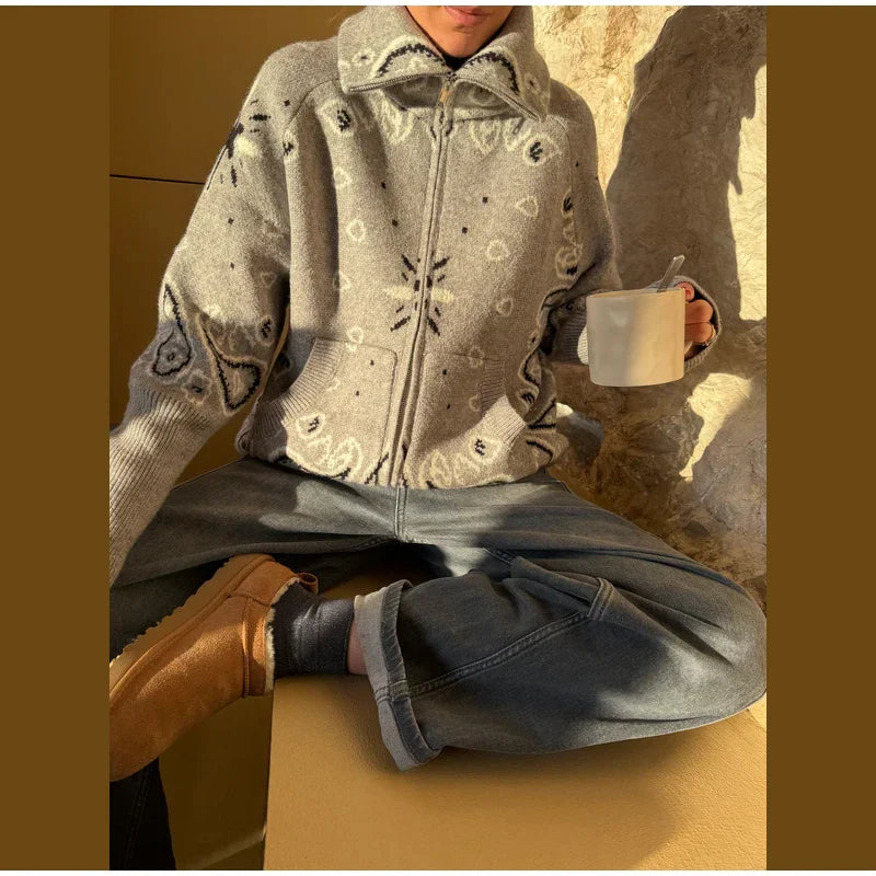 Cárdigan con cremallera y estampado jacquard