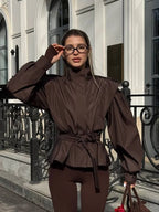 Chaqueta trench corta