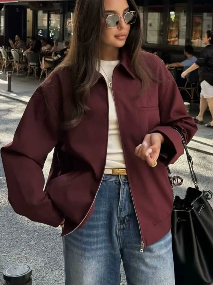Chaqueta de lona con cremallera en color burdeos