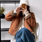 Chaqueta corta de piel sintética