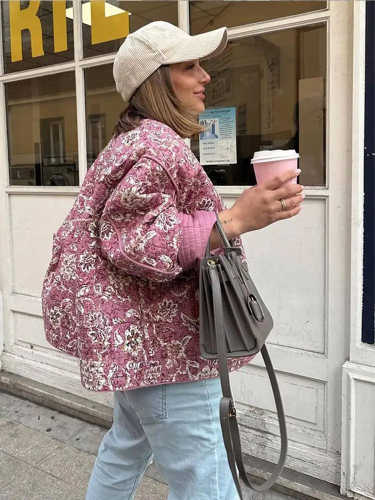 Chaqueta acolchada con estampado floral de Urraca