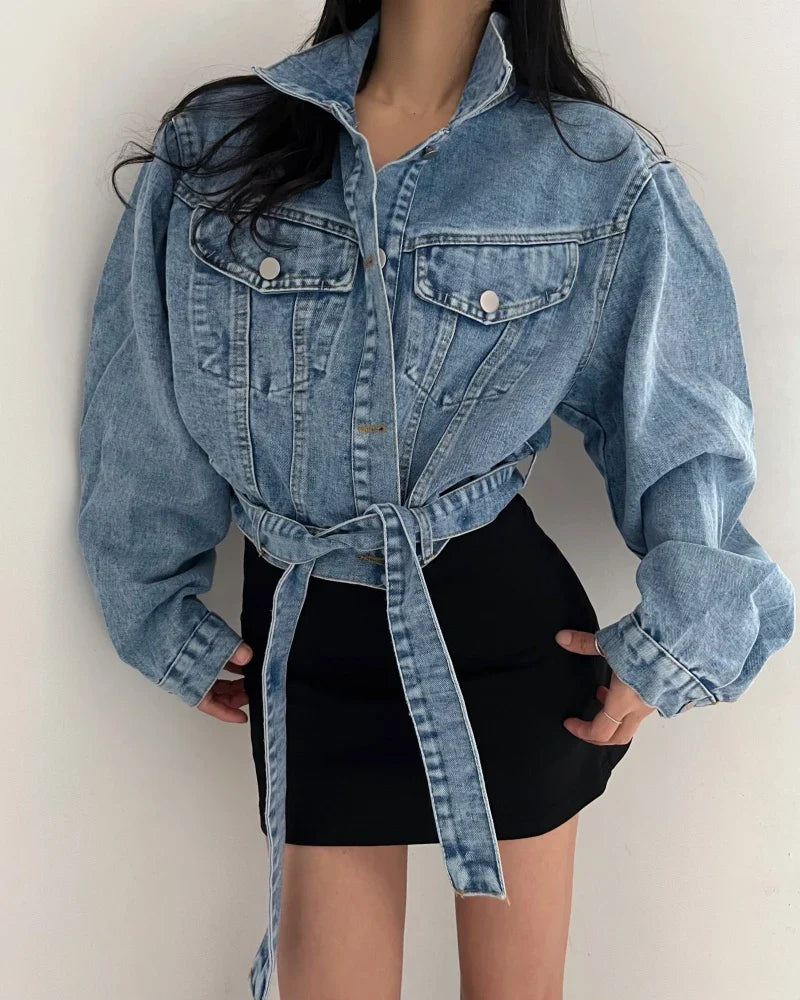 Chaqueta vaquera corta