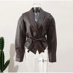 Chaqueta con cinturón