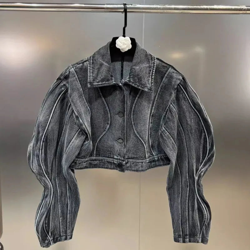 Chaqueta «Line» tridimensional