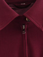 Chaqueta de lona con cremallera en color burdeos