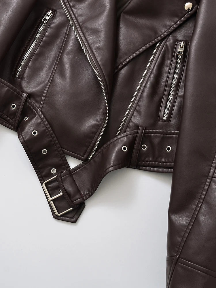Chaqueta motera vintage de cuero con cinturón