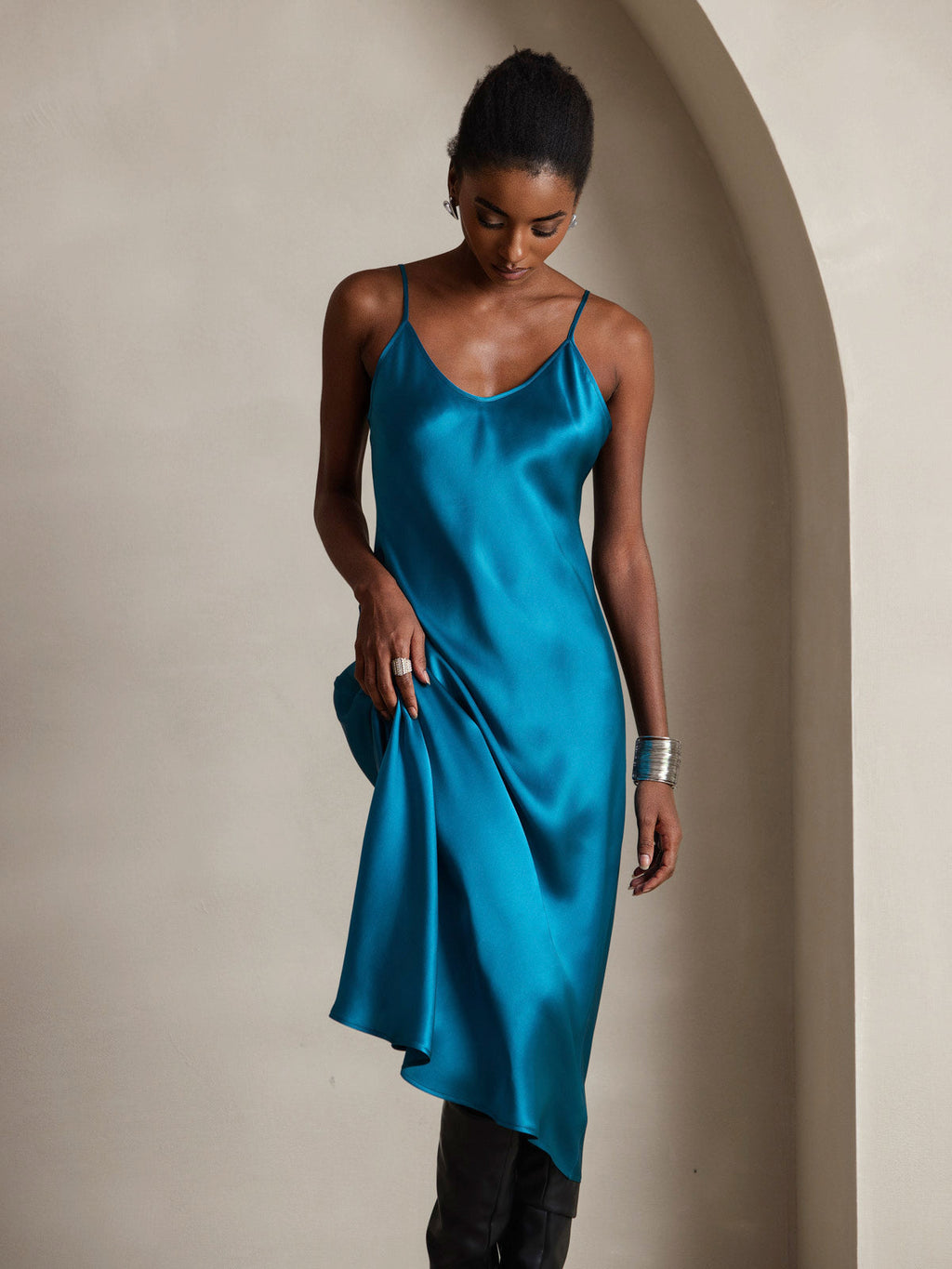 Vestido Largo de Seda Pura con Tirantes Finos