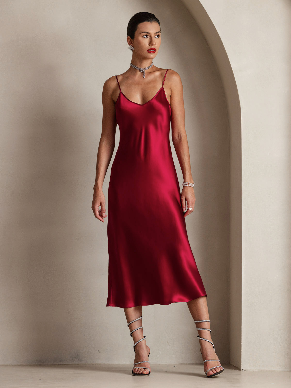 Vestido Largo de Seda Pura con Tirantes Finos