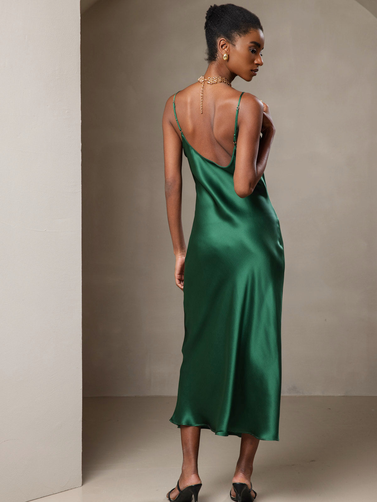 Vestido Largo de Seda Pura con Tirantes Finos