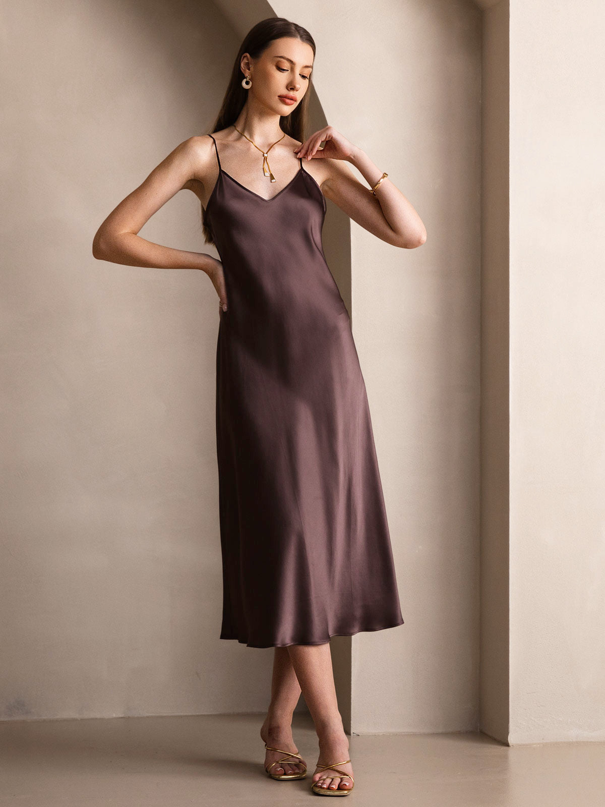 Vestido Largo de Seda Pura con Tirantes Finos