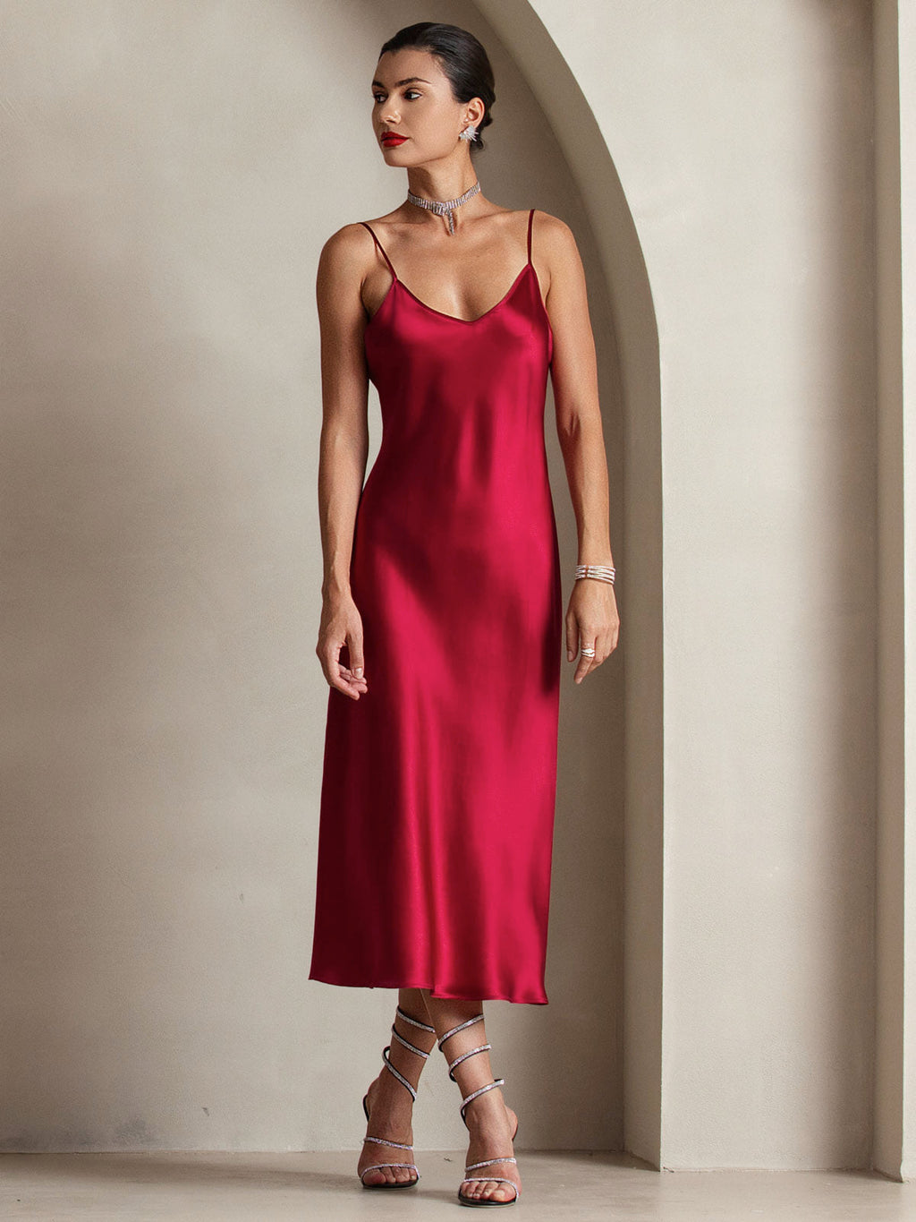 Vestido Largo de Seda Pura con Tirantes Finos
